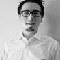 Portrait de Florian Juchault, thérapeute TCC